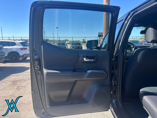 2023 Toyota Tacoma Double Cab TRD Off-Road Pickup 4D 5 ft - 23097858 - 13
