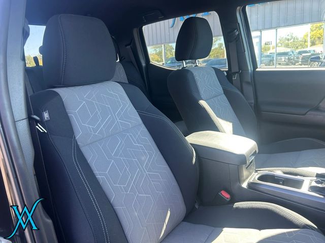 2023 Toyota Tacoma Double Cab TRD Off-Road Pickup 4D 5 ft - 23097858 - 26