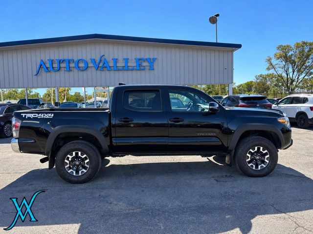 2023 Toyota Tacoma Double Cab TRD Off-Road Pickup 4D 5 ft - 23097858 - 7