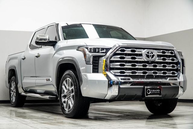 2023 Toyota Tundra 2WD 1794 - 22984550 - 3