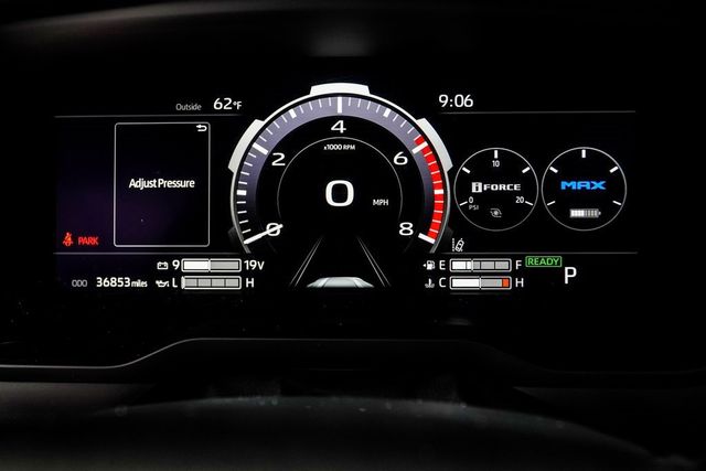 2023 Toyota Tundra 2WD Platinum - 22961470 - 31