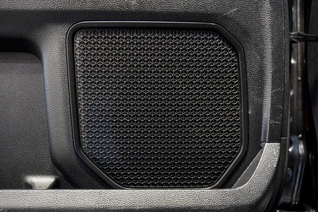 2023 Toyota Tundra SR5 photo 8