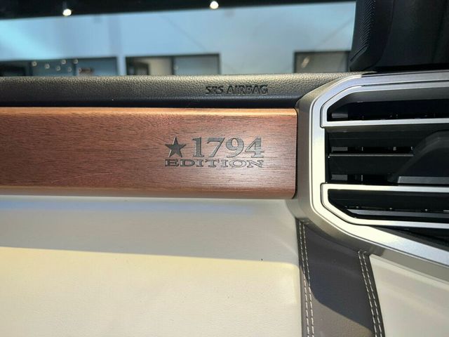 2023 Toyota Tundra 4WD 1794Edition/PanoRoof/Htd&CldSeats/JBL Sound/PwrRunningBoards/NAV - 22946721 - 33