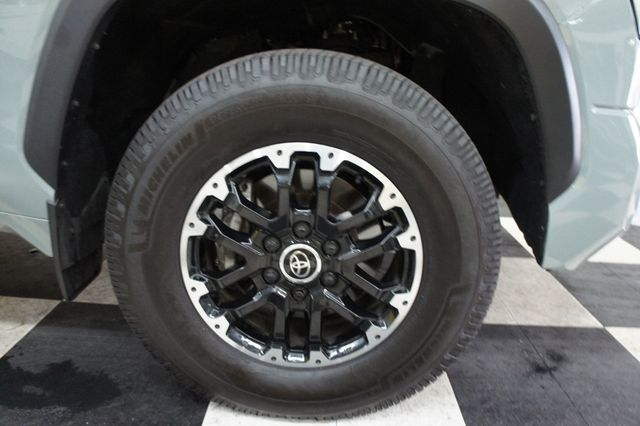 2023 Toyota Tundra 4WD 1-Owner, 4x4, Low Mileage, SR5 CrewMax 5.5" - 23032842 - 13