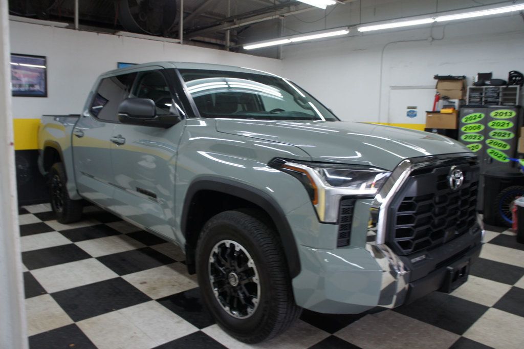 2023 Toyota Tundra 4WD 1-Owner, 4x4, Low Mileage, SR5 CrewMax 5.5" - 23032842 - 1