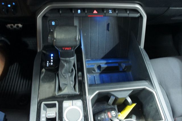 2023 Toyota Tundra 4WD 1-Owner, 4x4, Low Mileage, SR5 CrewMax 5.5" - 23032842 - 27