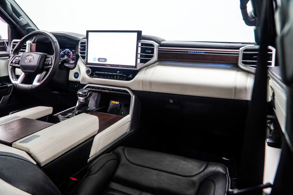Toyota Tundra photo 20