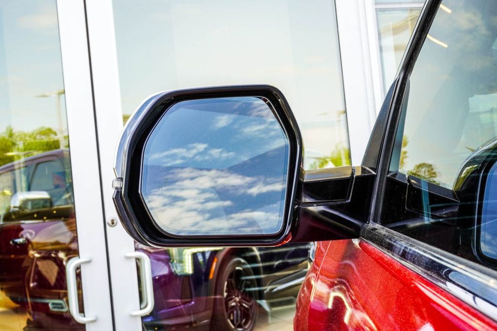 Toyota Tundra photo 14