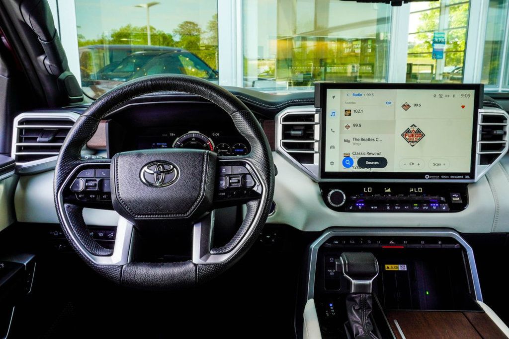 Toyota Tundra photo 17