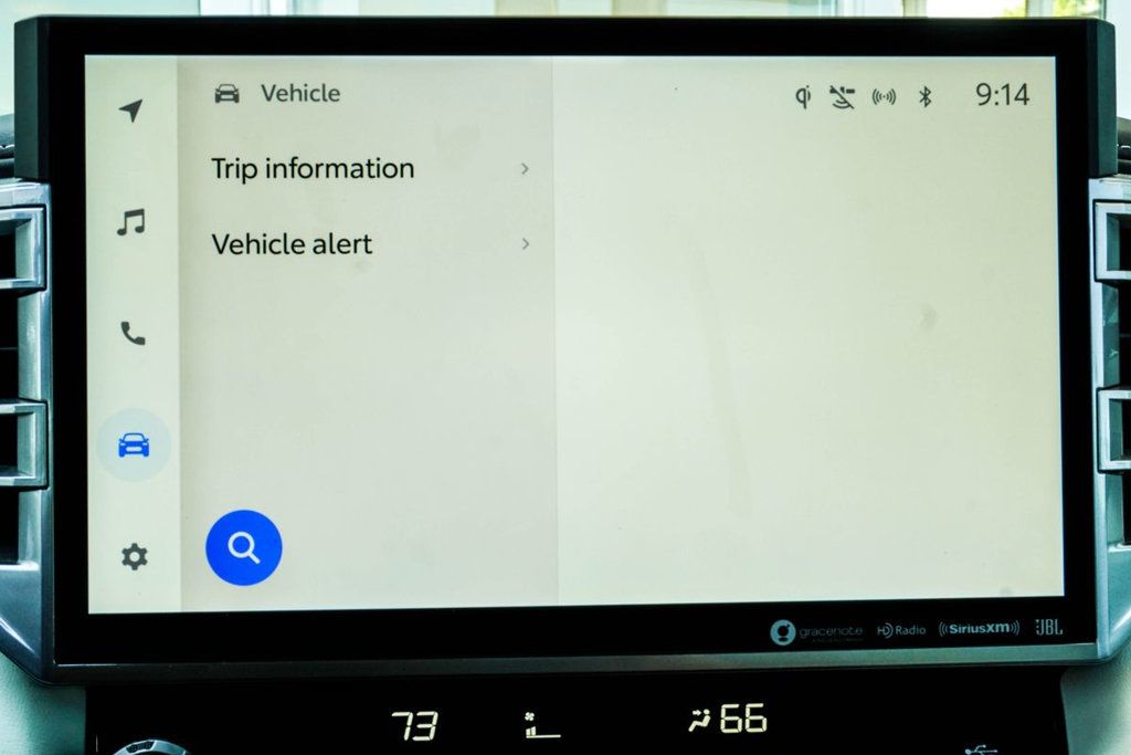 Toyota Tundra photo 26