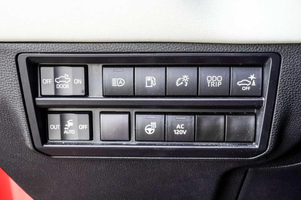 Toyota Tundra photo 32