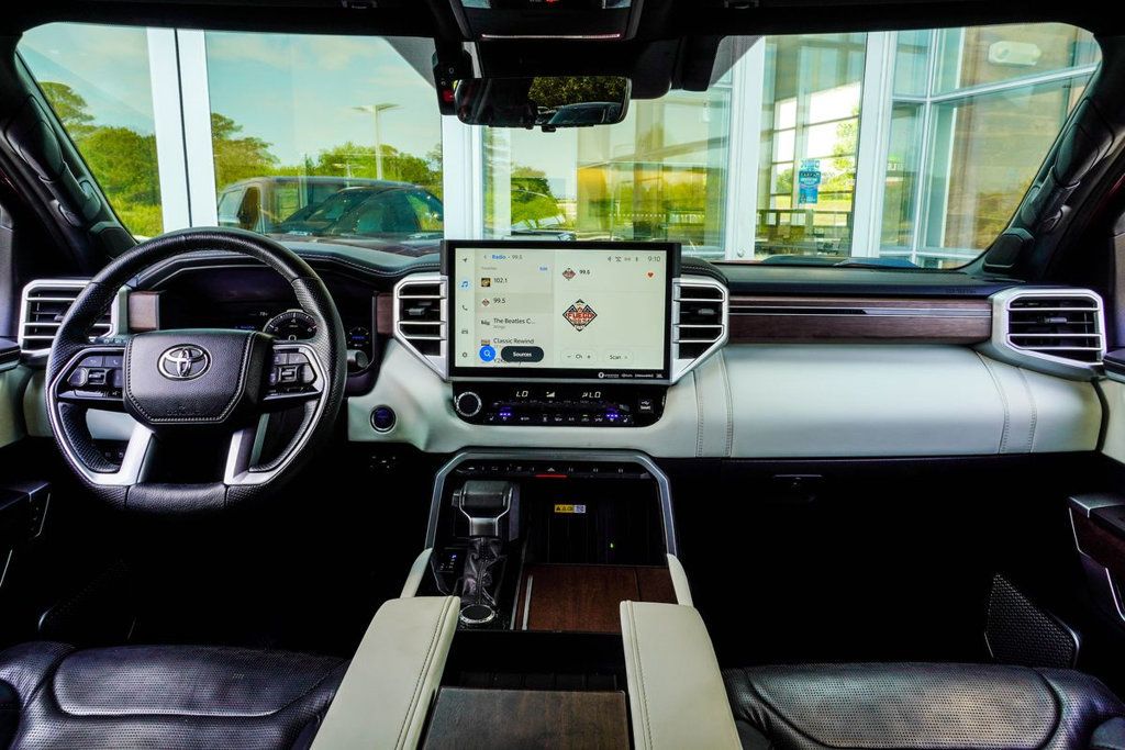 Toyota Tundra photo 5