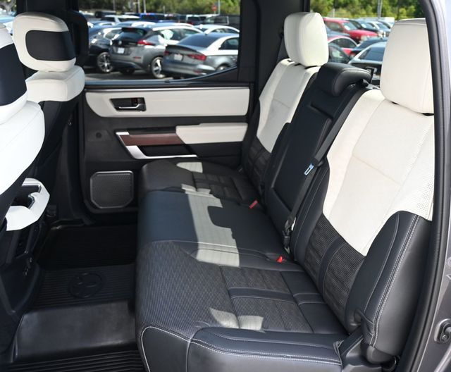 2023 Toyota Tundra 4WD Capstone Hybrid CrewMax 4X4 - 22915227 - 19