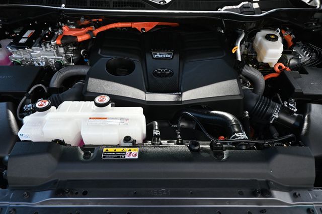 2023 Toyota Tundra 4WD Capstone Hybrid CrewMax 4X4 - 22915227 - 24