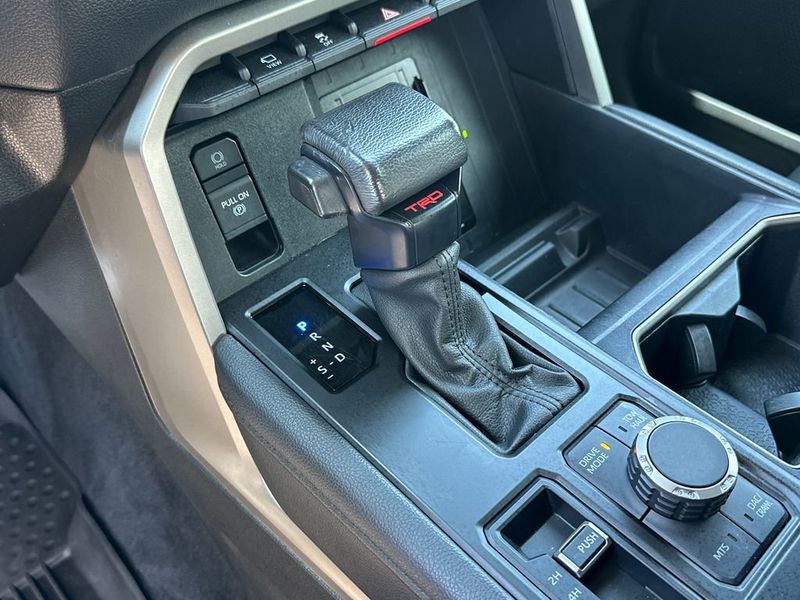 2023 Toyota Tundra 4WD Limited - 23043880 - 18