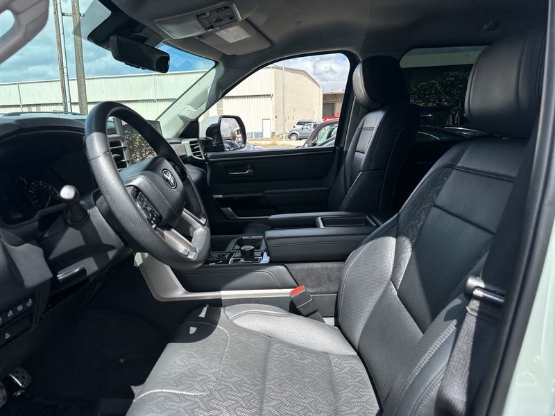 2023 Toyota Tundra 4WD Limited - 23055328 - 12