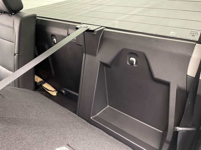 2023 Toyota Tundra 4WD Limited - 22981518 - 37