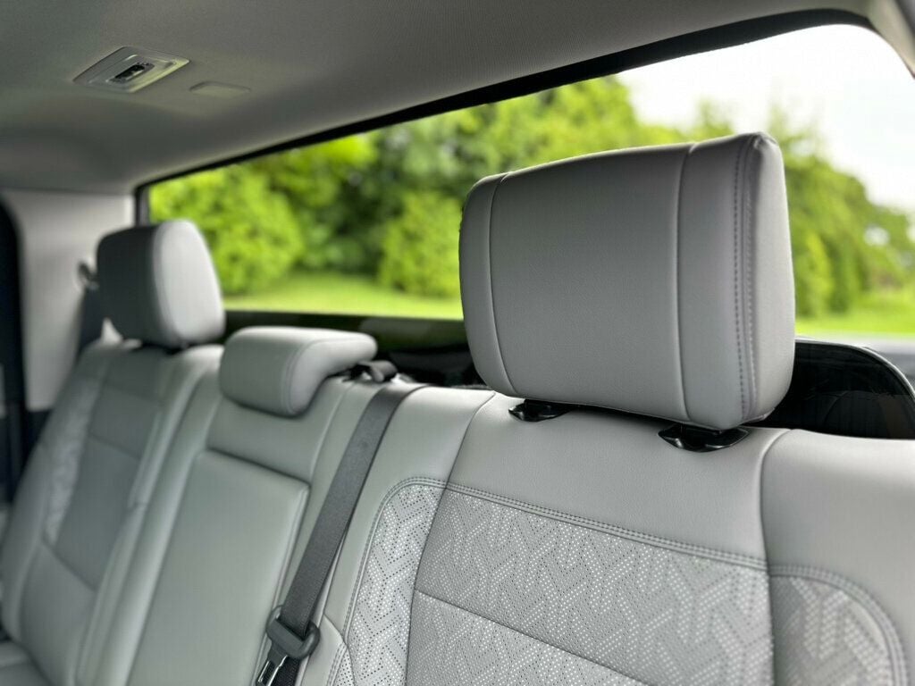 2023 Toyota Tundra Limited CrewMax photo 24