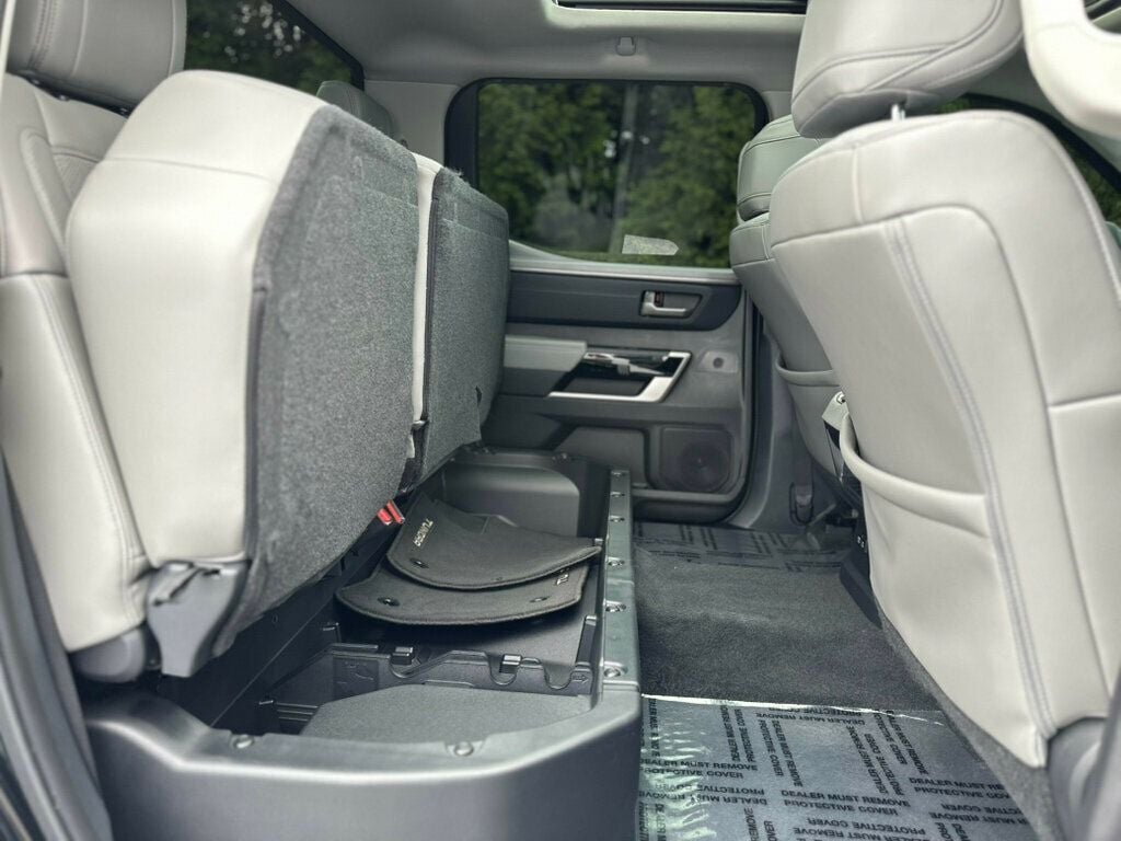 2023 Toyota Tundra Limited CrewMax photo 27