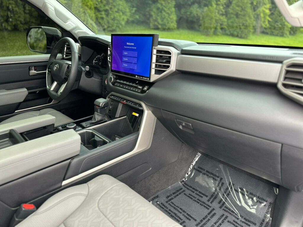 2023 Toyota Tundra Limited CrewMax photo 28