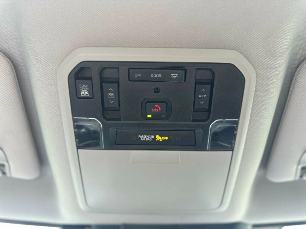 2023 Toyota Tundra Limited CrewMax photo 37