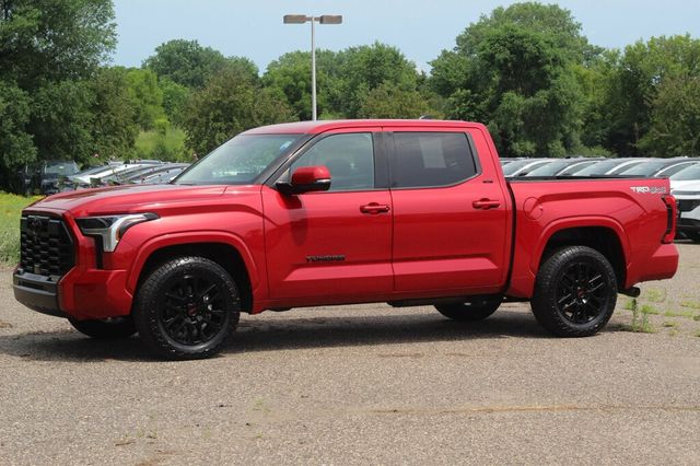 2023 Toyota Tundra 4WD ONE OWNER 4WD SR5 CREWMAX W/ TRD SPORT PKG, LEATHER, 14' SCREEN - 23047448 - 15