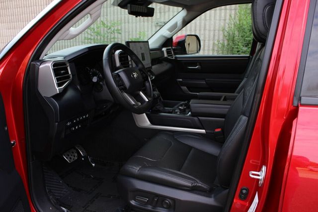 2023 Toyota Tundra 4WD ONE OWNER 4WD SR5 CREWMAX W/ TRD SPORT PKG, LEATHER, 14' SCREEN - 23047448 - 23
