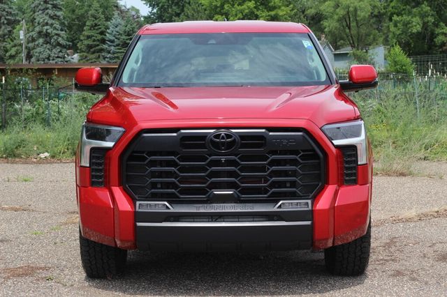 2023 Toyota Tundra 4WD ONE OWNER 4WD SR5 CREWMAX W/ TRD SPORT PKG, LEATHER, 14' SCREEN - 23047448 - 3