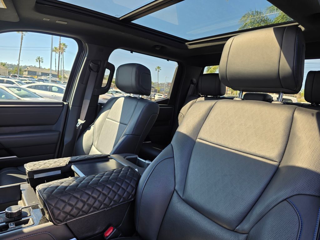 2023 Toyota Tundra 4WD Platinum - 23001030 - 9