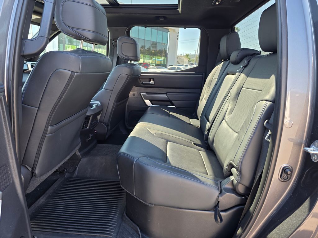 2023 Toyota Tundra 4WD Platinum - 23001030 - 10