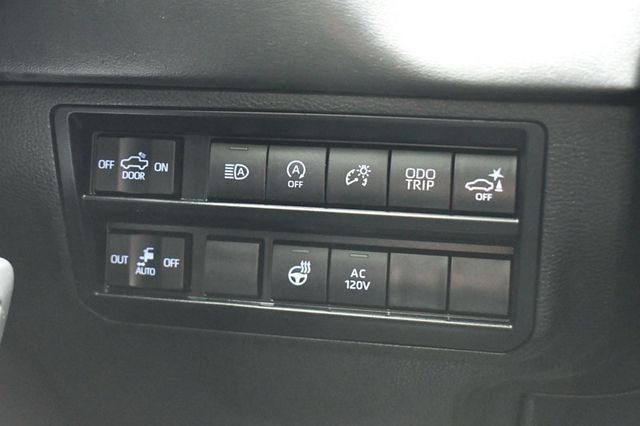 2023 Toyota Tundra 4WD Platinum CrewMax 5.5' Bed - 23050514 - 12