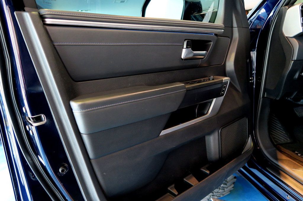 2023 Toyota Tundra 4WD Platinum CrewMax 5.5' Bed 3.5L - 23068546 - 11