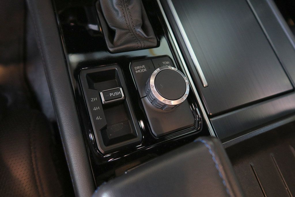2023 Toyota Tundra 4WD Platinum CrewMax 5.5' Bed 3.5L - 23068546 - 21
