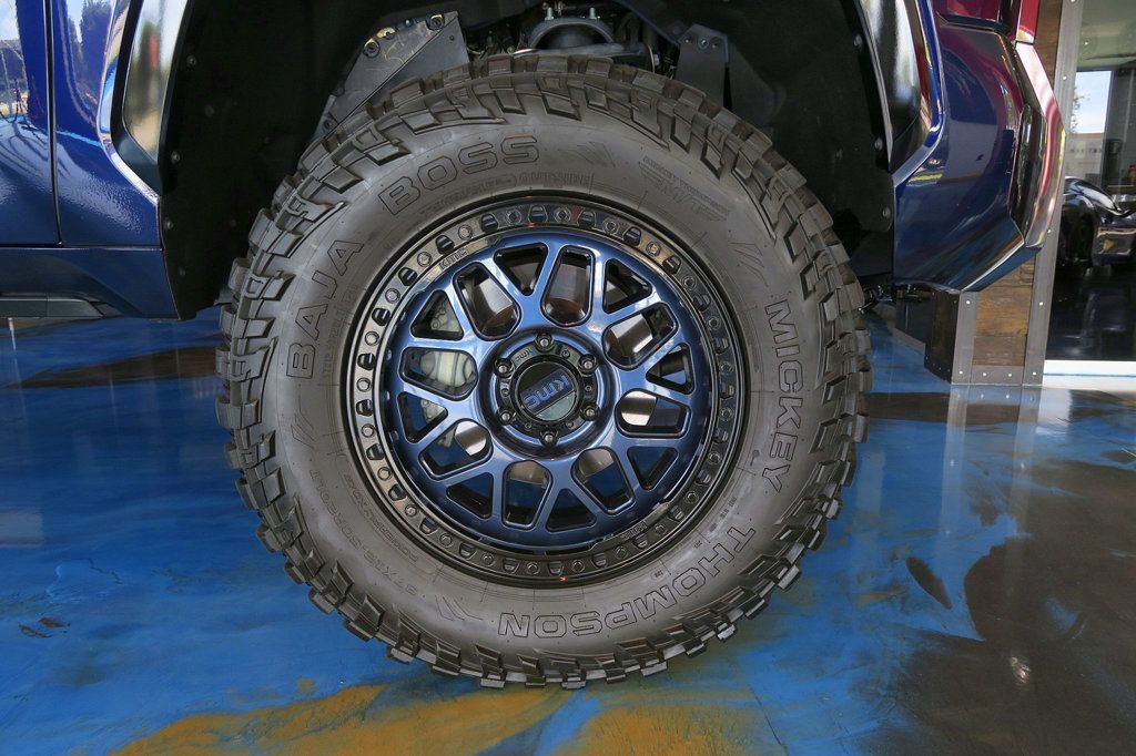 2023 Toyota Tundra 4WD Platinum CrewMax 5.5' Bed 3.5L - 23068546 - 38