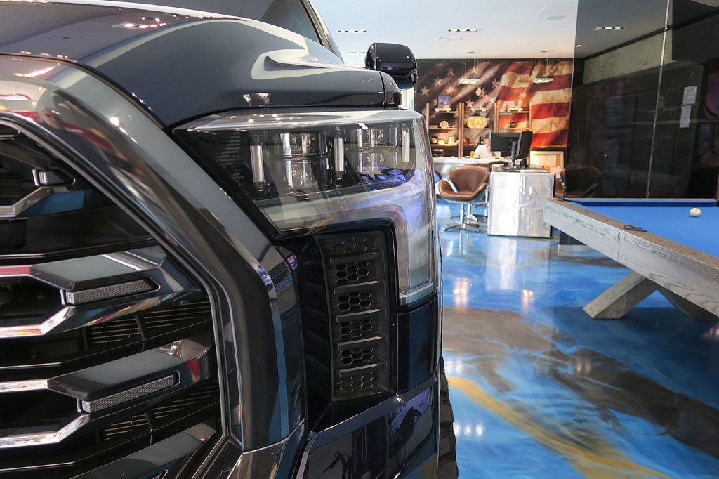 2023 Toyota Tundra 4WD Platinum CrewMax 5.5' Bed 3.5L - 23068546 - 42