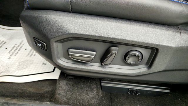 2023 Toyota Tundra 4WD Platinum CrewMax 6.5' Bed w/ Advanced Package - 23048205 - 10