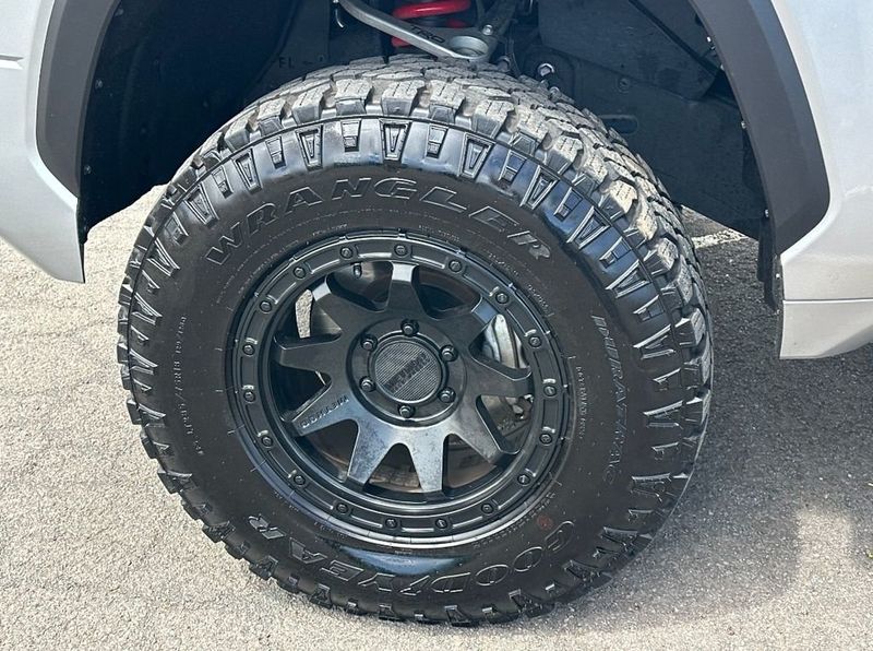 2023 Toyota Tundra 4WD SR5 - 23055168 - 11