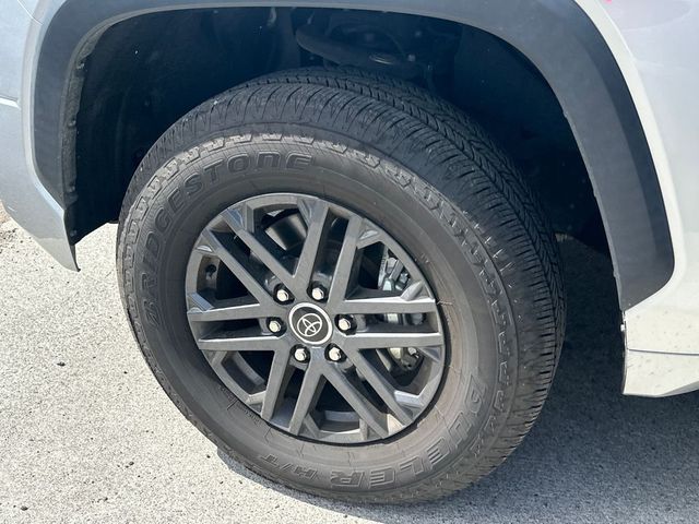 2023 Toyota Tundra 4WD SR5 - 23055172 - 11