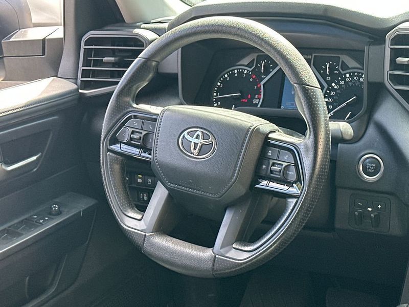 2023 Toyota Tundra 4WD SR5 - 23055172 - 17