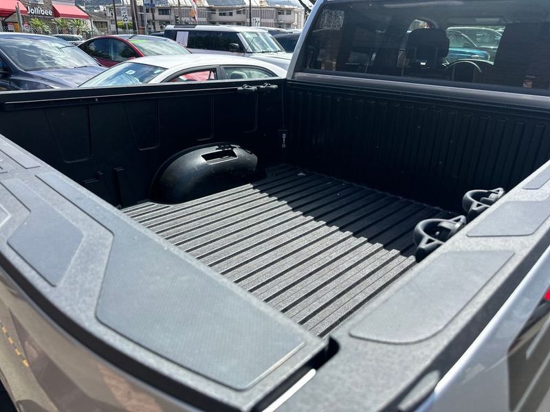2023 Toyota Tundra 4WD SR5 - 23055172 - 19