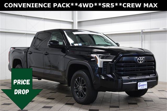 2023 Toyota Tundra 4WD SR5 - 22931752 - 0