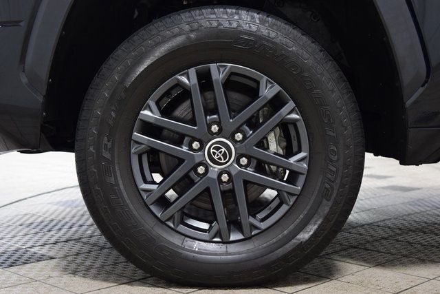 2023 Toyota Tundra 4WD SR5 - 22931752 - 25