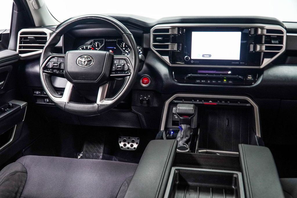 Toyota Tundra photo 17