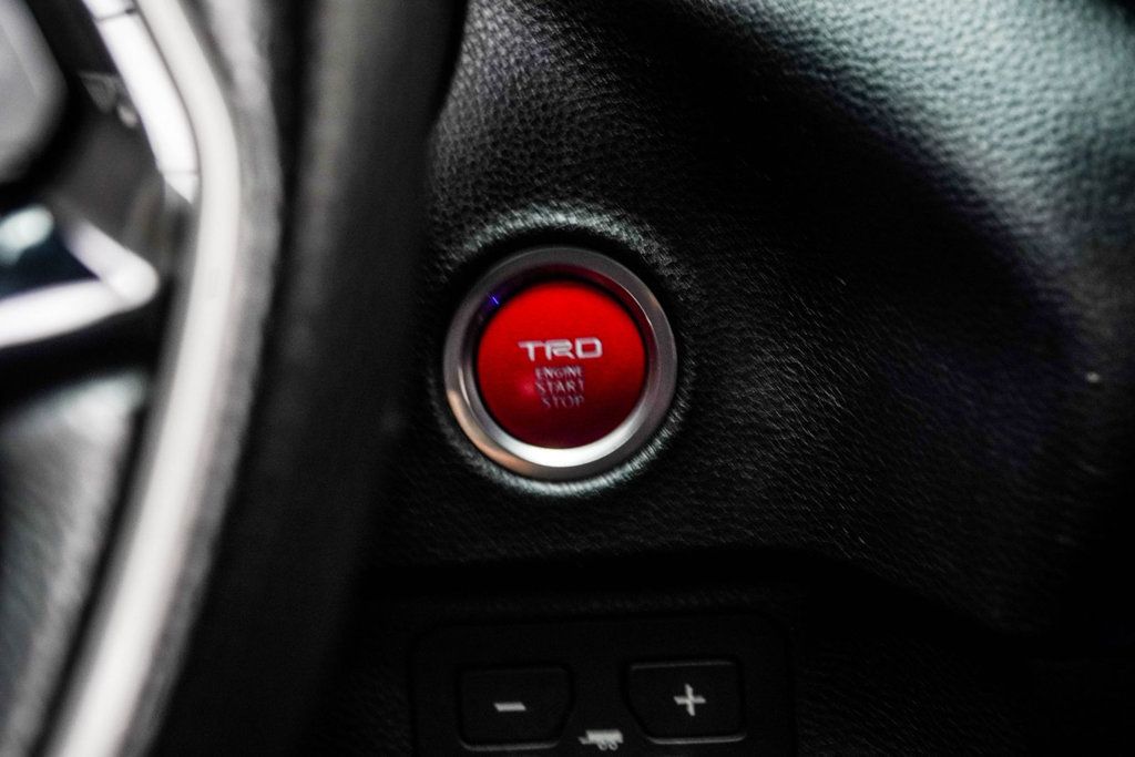 Toyota Tundra photo 23