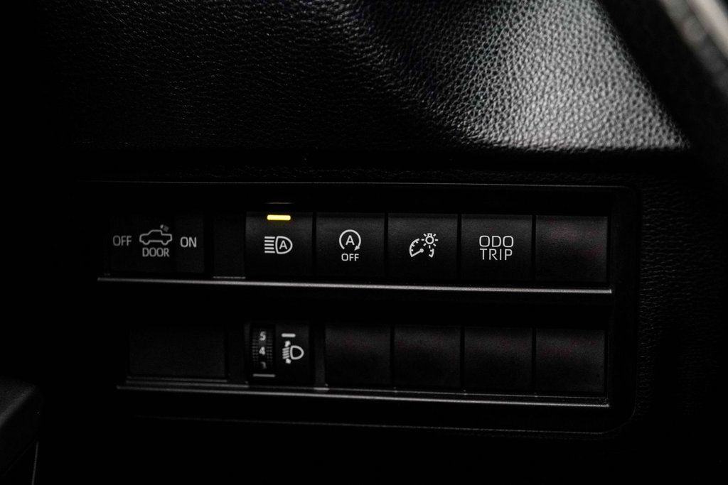 Toyota Tundra photo 28
