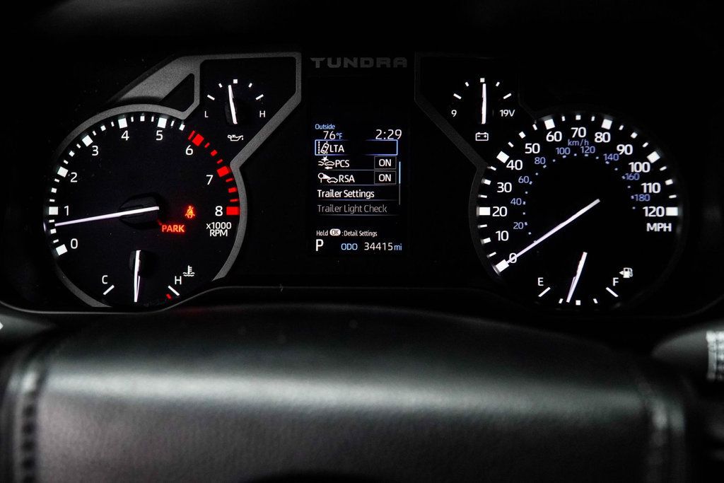 Toyota Tundra photo 32