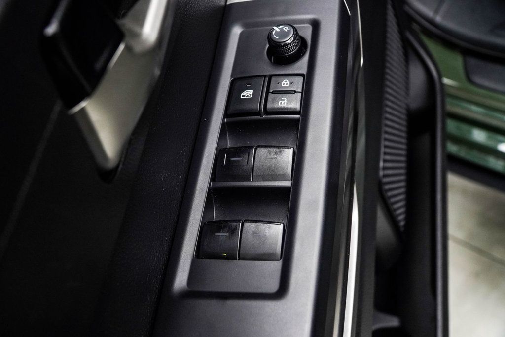 Toyota Tundra photo 34