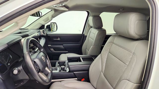 2023 Toyota Tundra 4WD SR5 CrewMax 5.5' Bed - 23092889 - 18