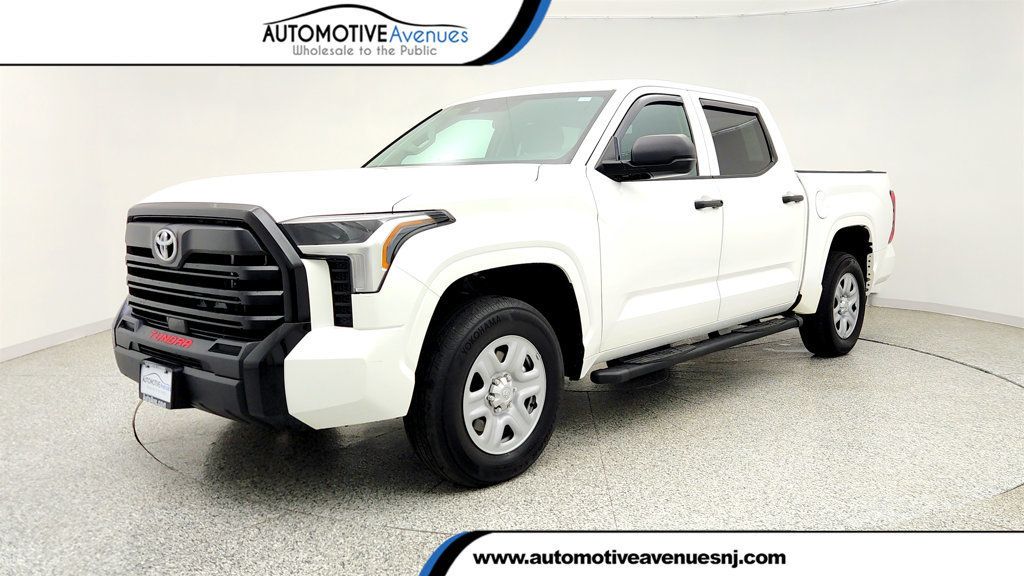 2023 Toyota Tundra 4WD SR CrewMax 5.5' Bed - 23025872 | Video 1
