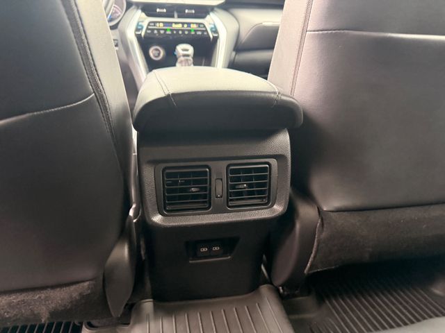 2023 Toyota Venza LE AWD - 23093868 - 12